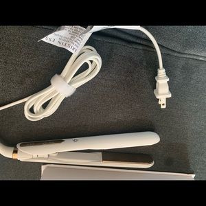 “Pivoting wand and mini flat iron” Kristin Ess